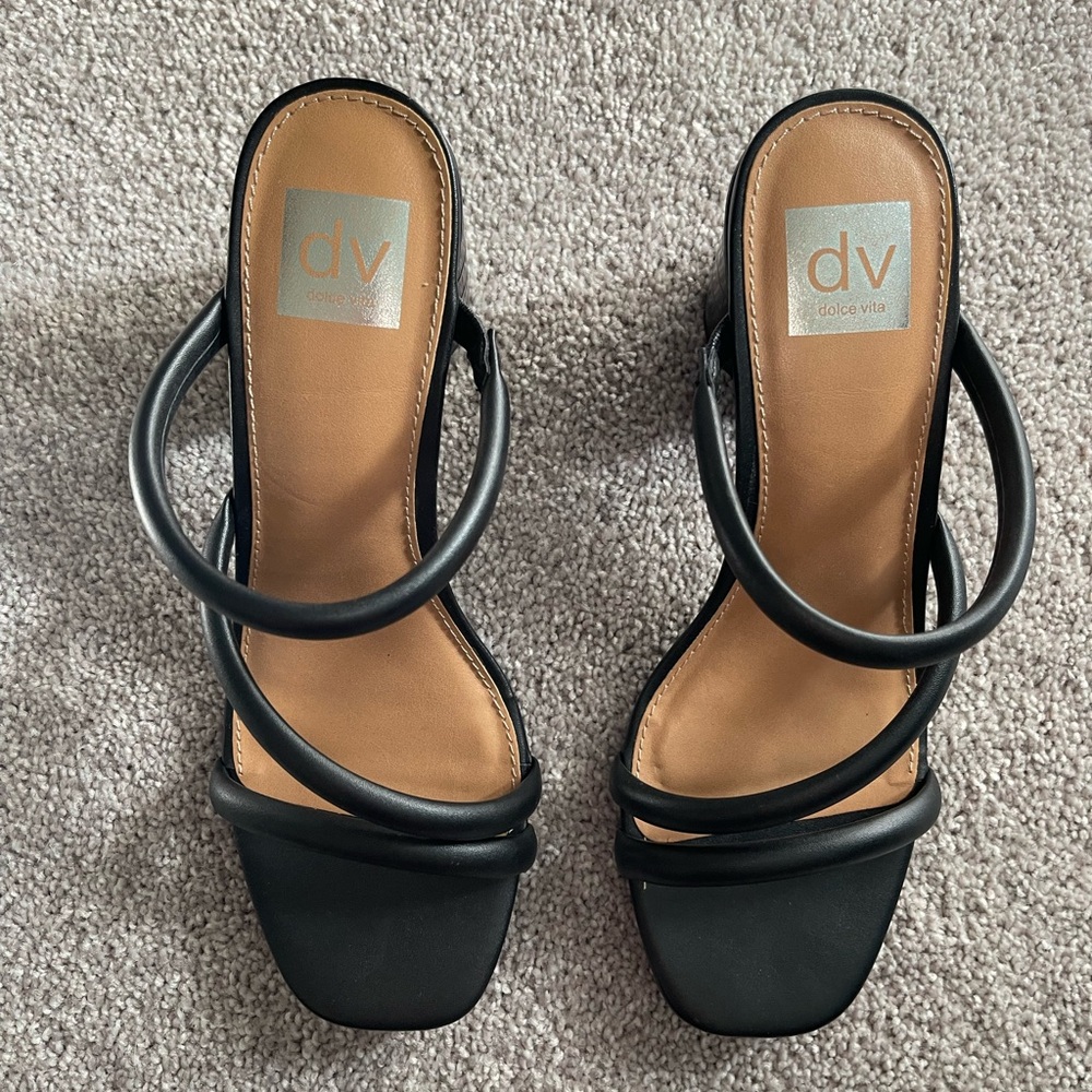 Like new Dolce Vita size 9.5